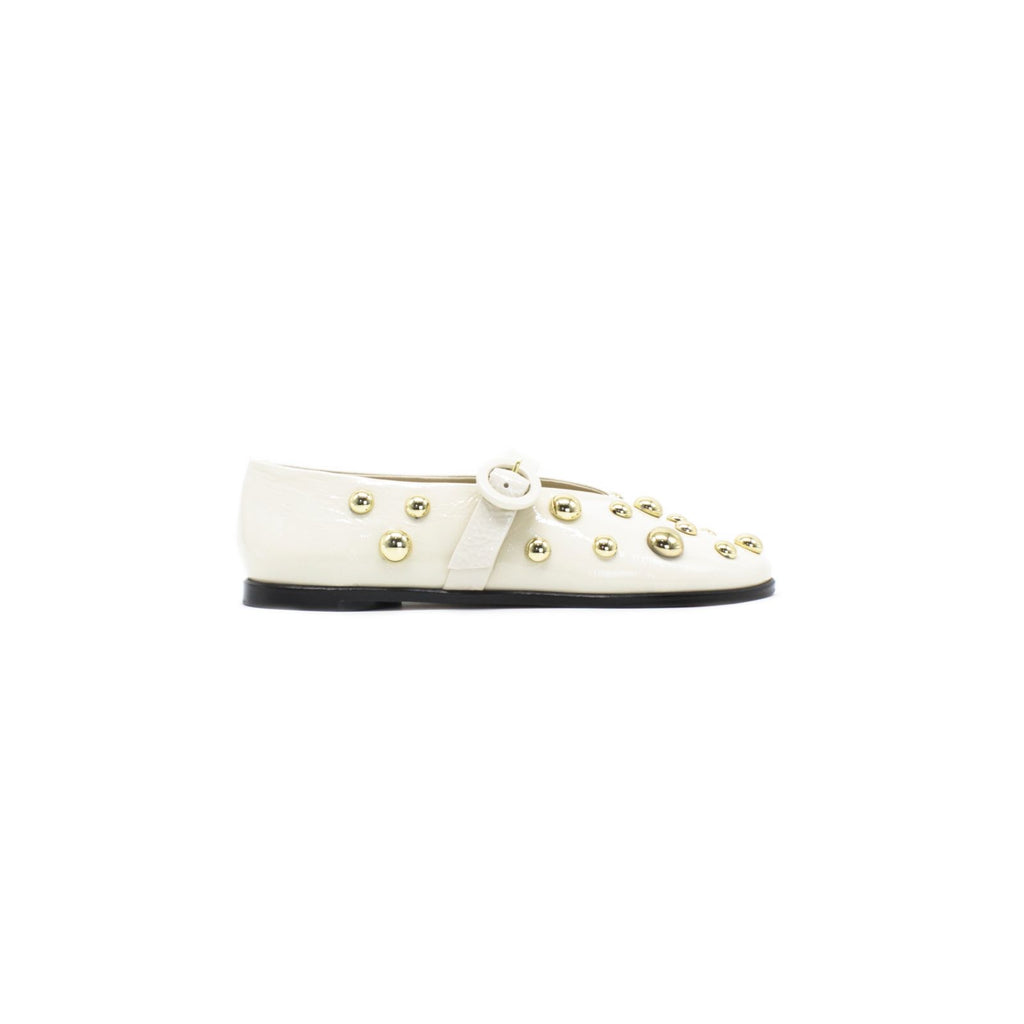 MADONNA WHITE
