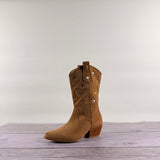 AGOSTINA CAMEL