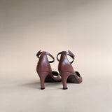 LEONIE CHOCOLATE
