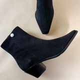 ELBA BLACK